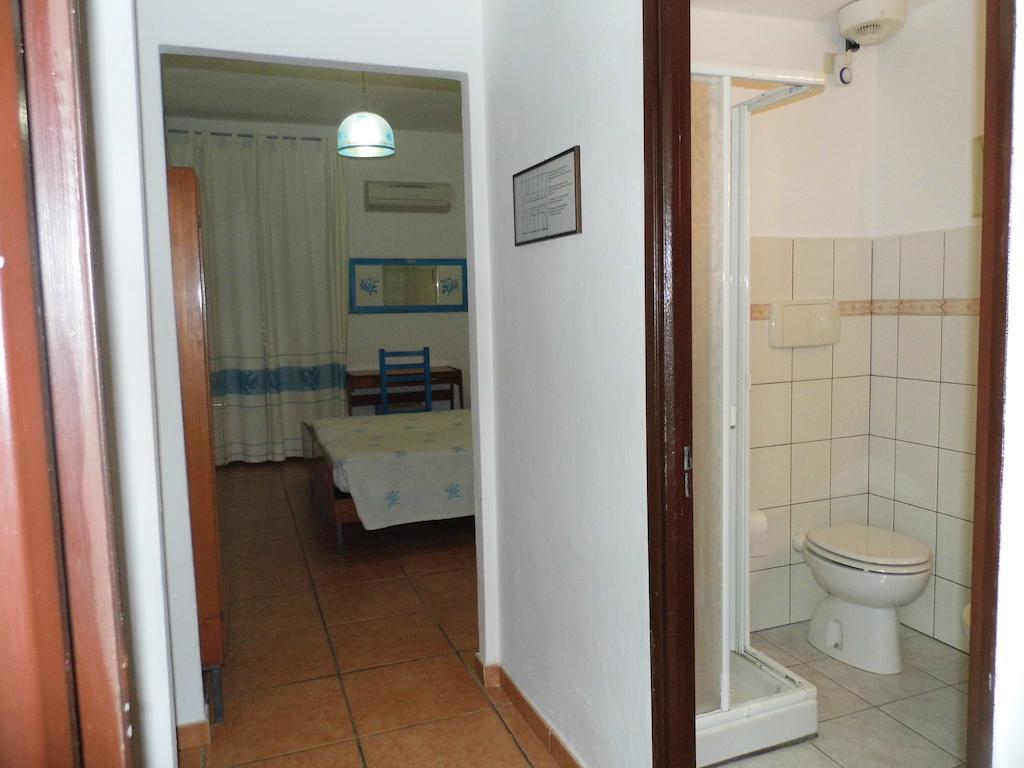 Lina Hotel Stintino Quarto foto